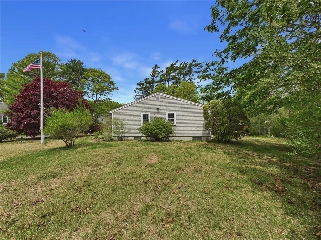 Photo of 40 Bennets Neck Dr