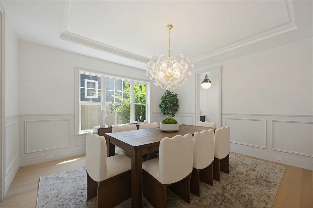 Photo of 70 Woodbine Circle