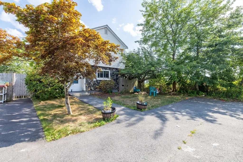 Photo of 28 Naples Ave