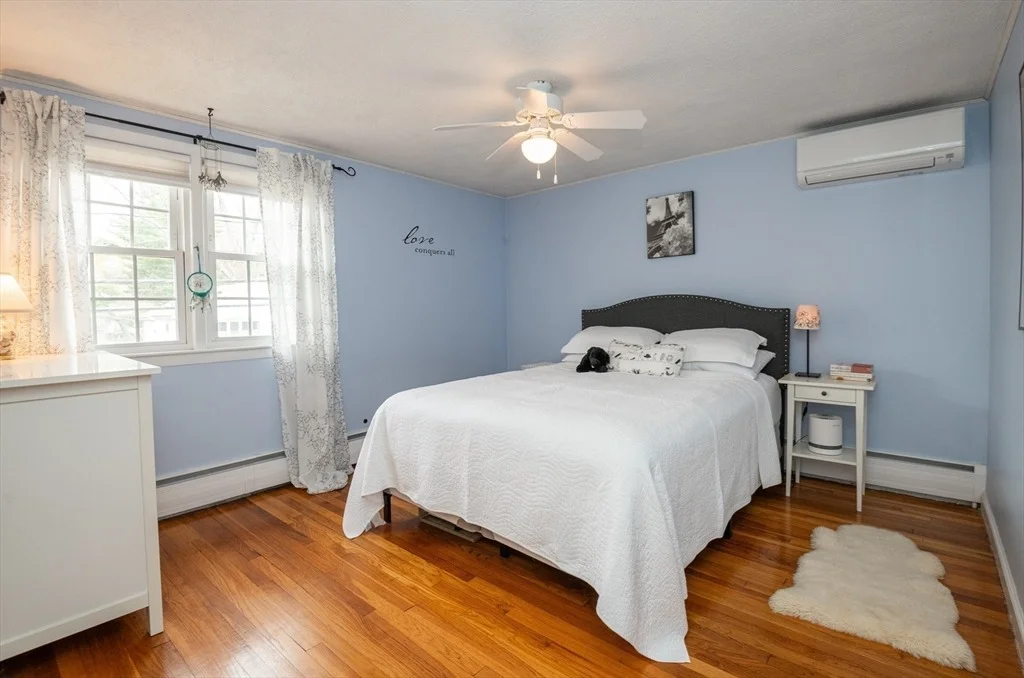 Photo of 189 West Shore Dr