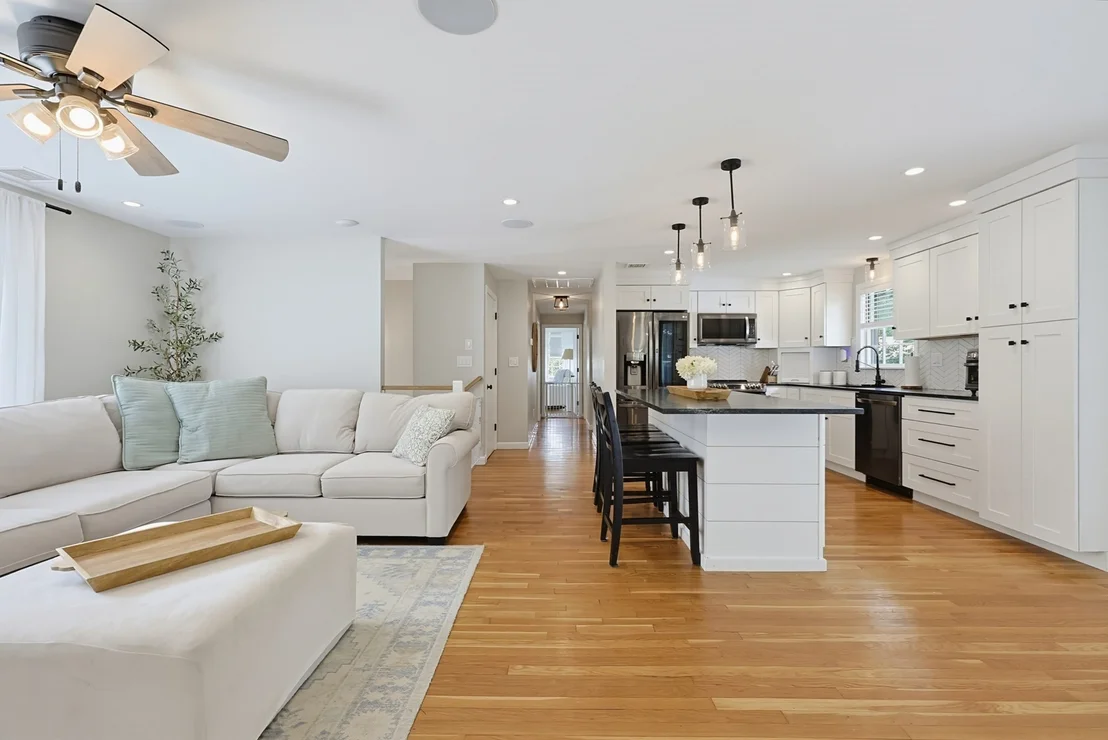Photo of 10 Howe Circle