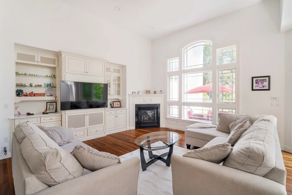 Photo of 100 Westcliff Rd