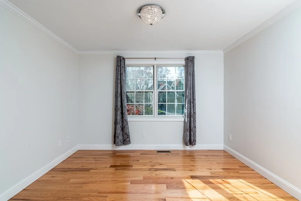 Photo of 28 Lyne Rd