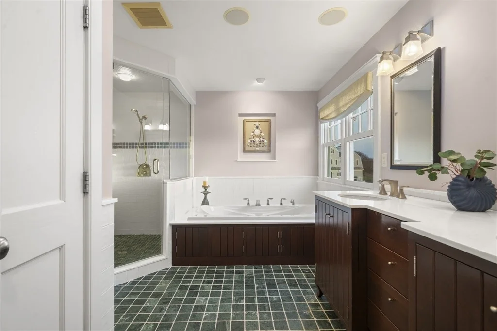 Photo of 35 Bayberry Rd