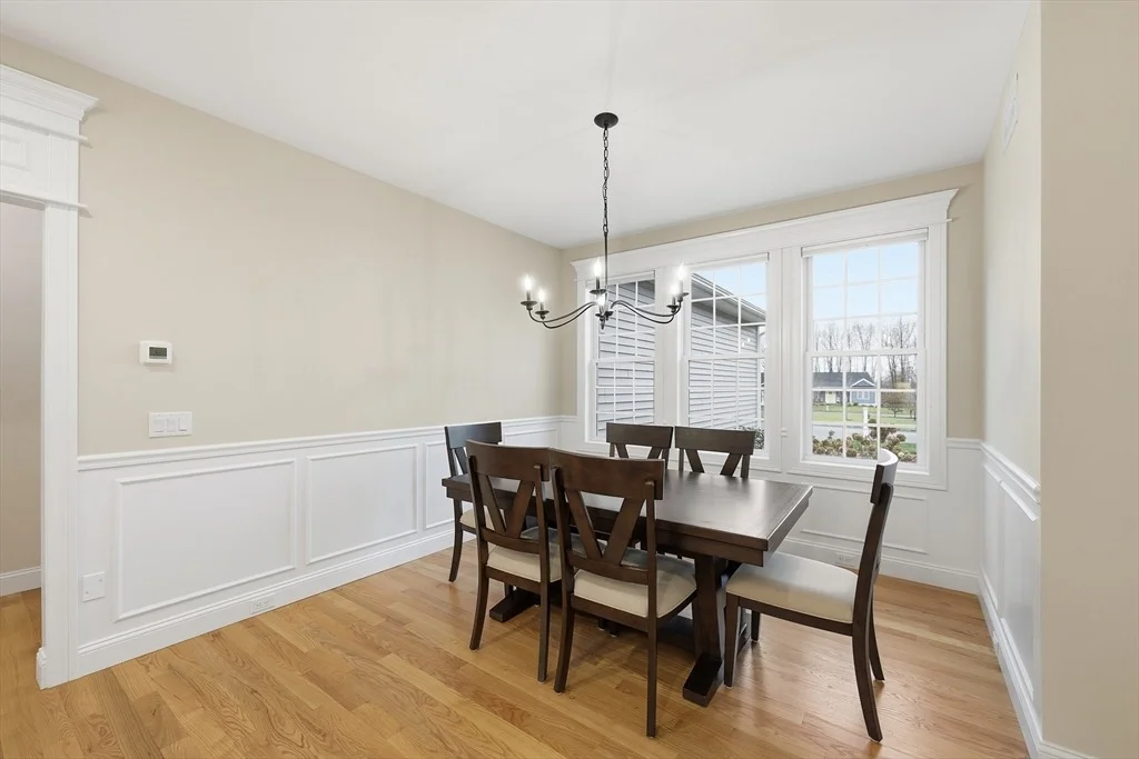 Photo of 28 Sycamore Cir