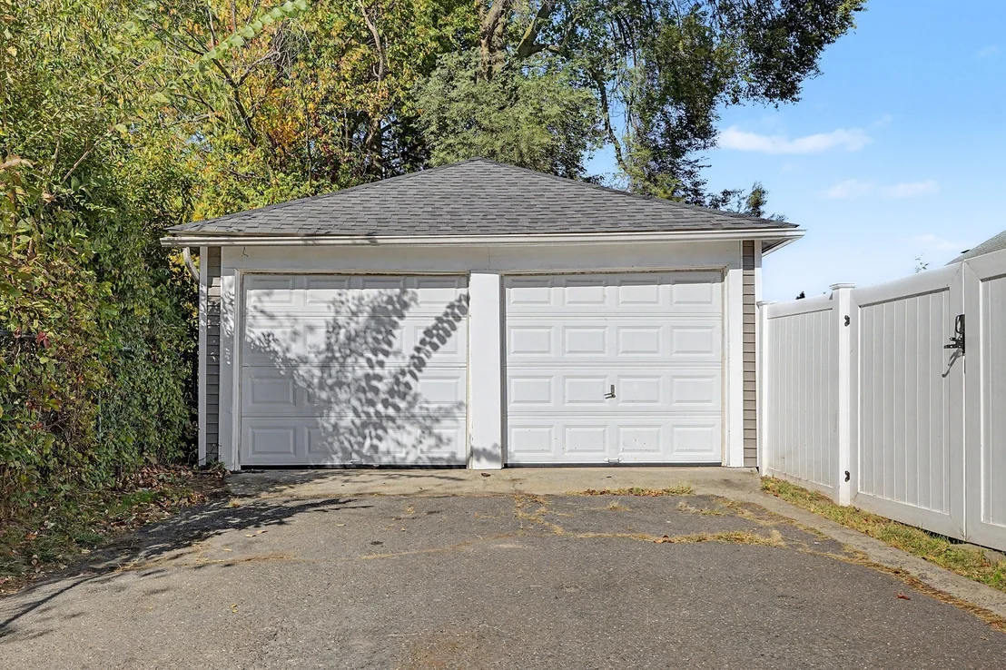 Photo of 419 Hillside Ave