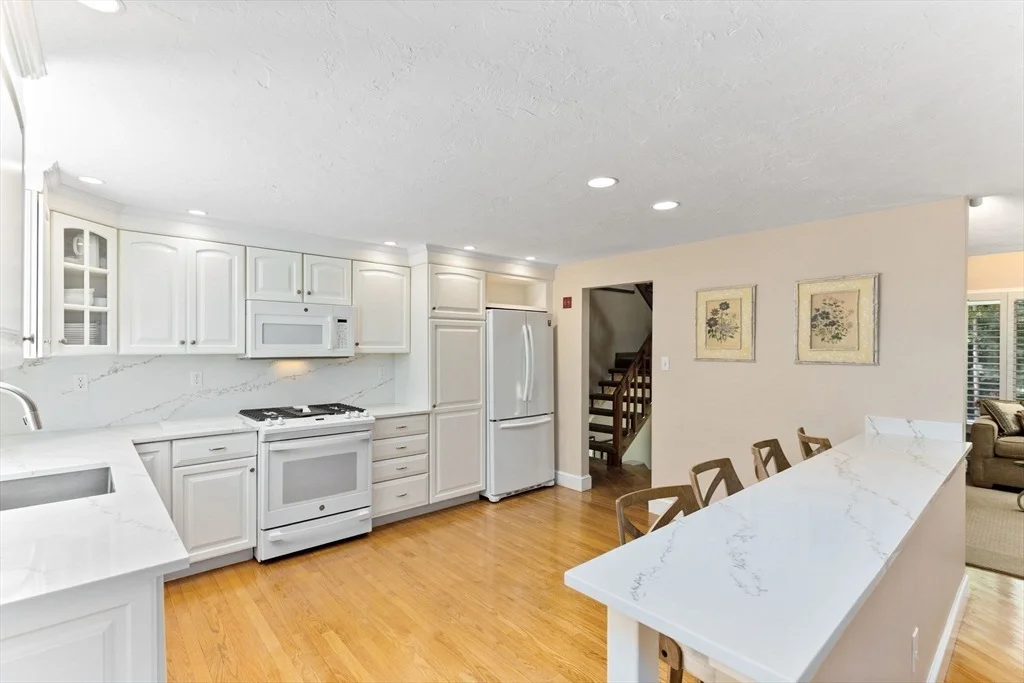 Photo of 15 Pond View Cir