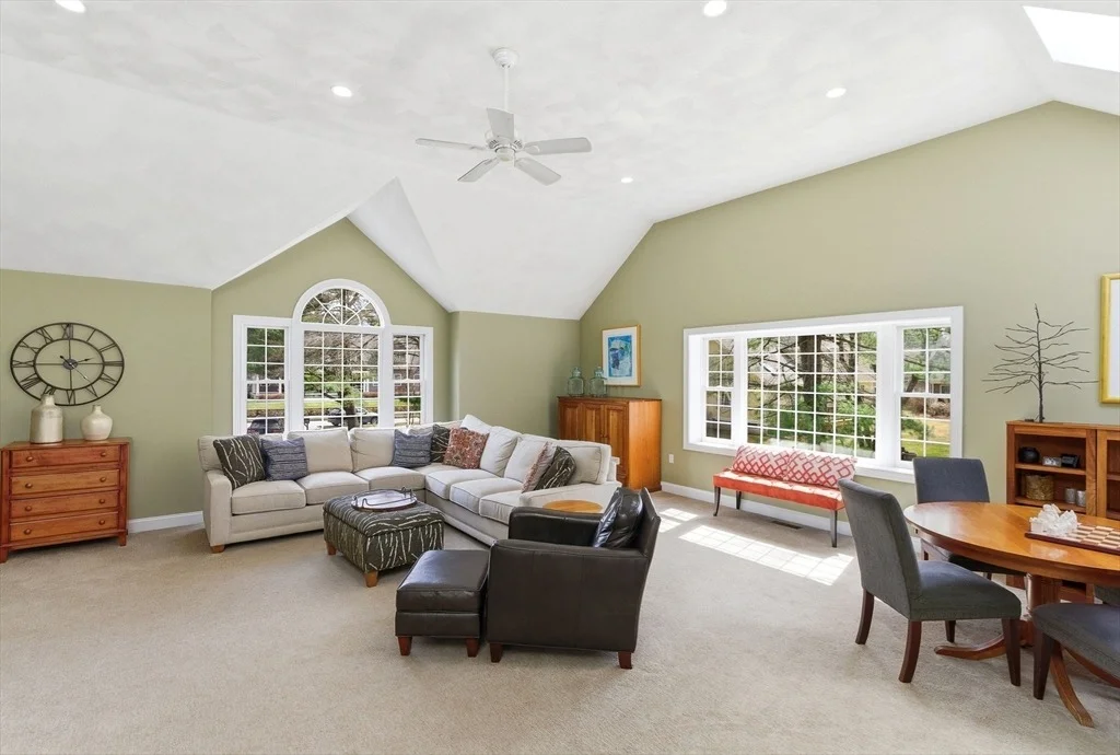 Photo of 1 Selfridge Rd