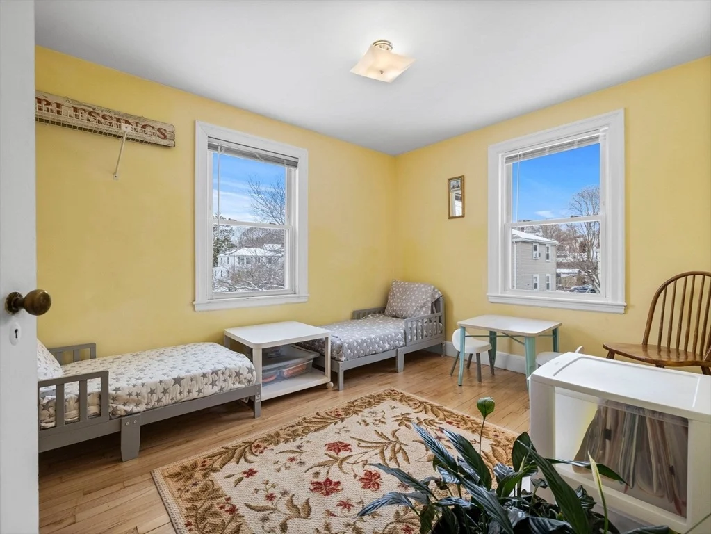 Photo of 6 Newcroft Cir