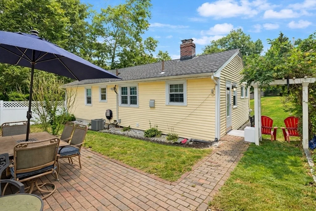 Photo of 27 Edison Avenue