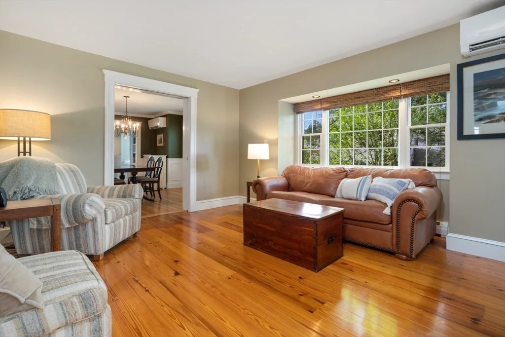 Photo of 90 Summer Avenue