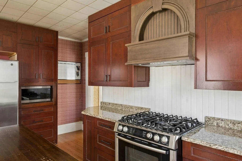 Photo of 216 Walnut Street