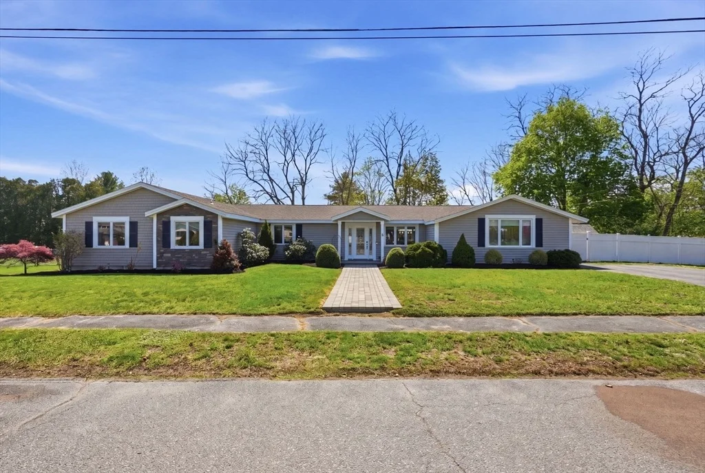 Photo of 8 Lisa Rd