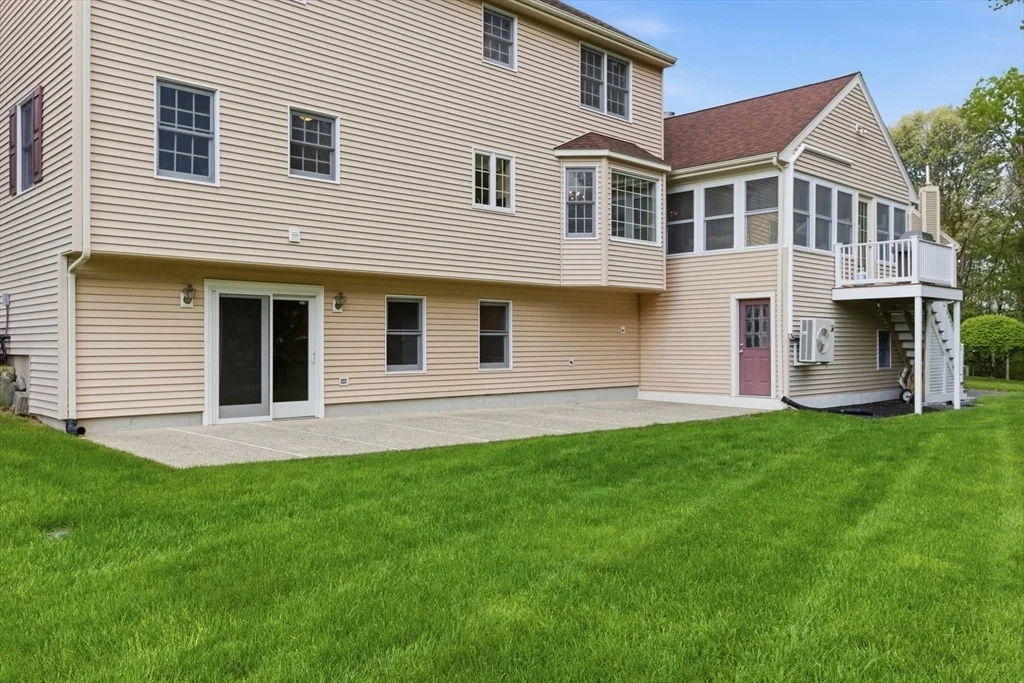 Photo of 187 Sanborn Lane