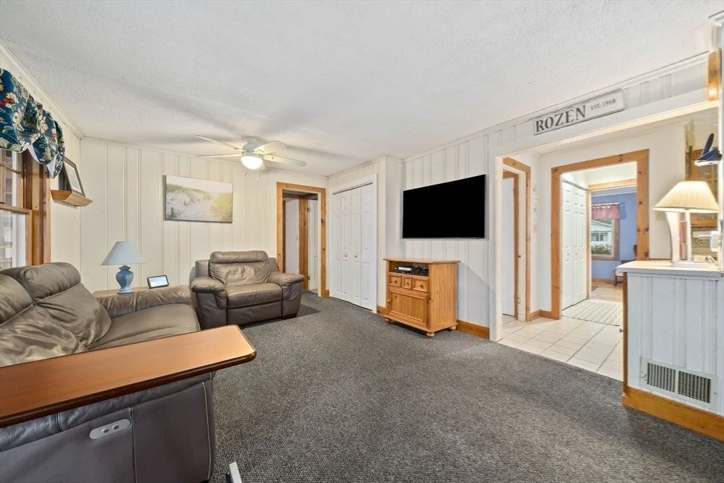 Photo of 15 Broadmarsh Ave