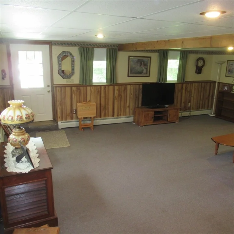 Photo of 82 Fox Ave