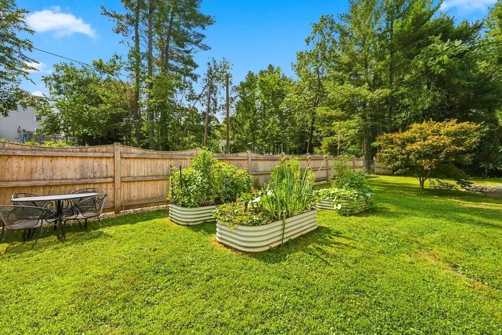 Photo of 148 Lost Lake Dr