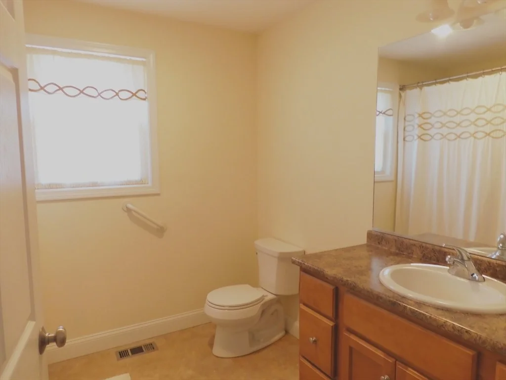 Photo of Unit 13 at 13 Dunrobin Cir