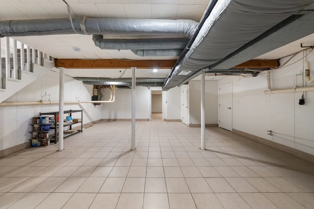 Photo of 5 Lanes End