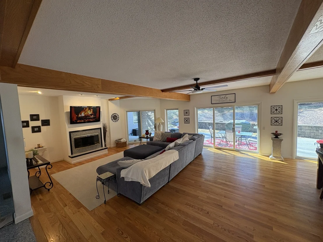 Photo of 321 Westerly Cr.