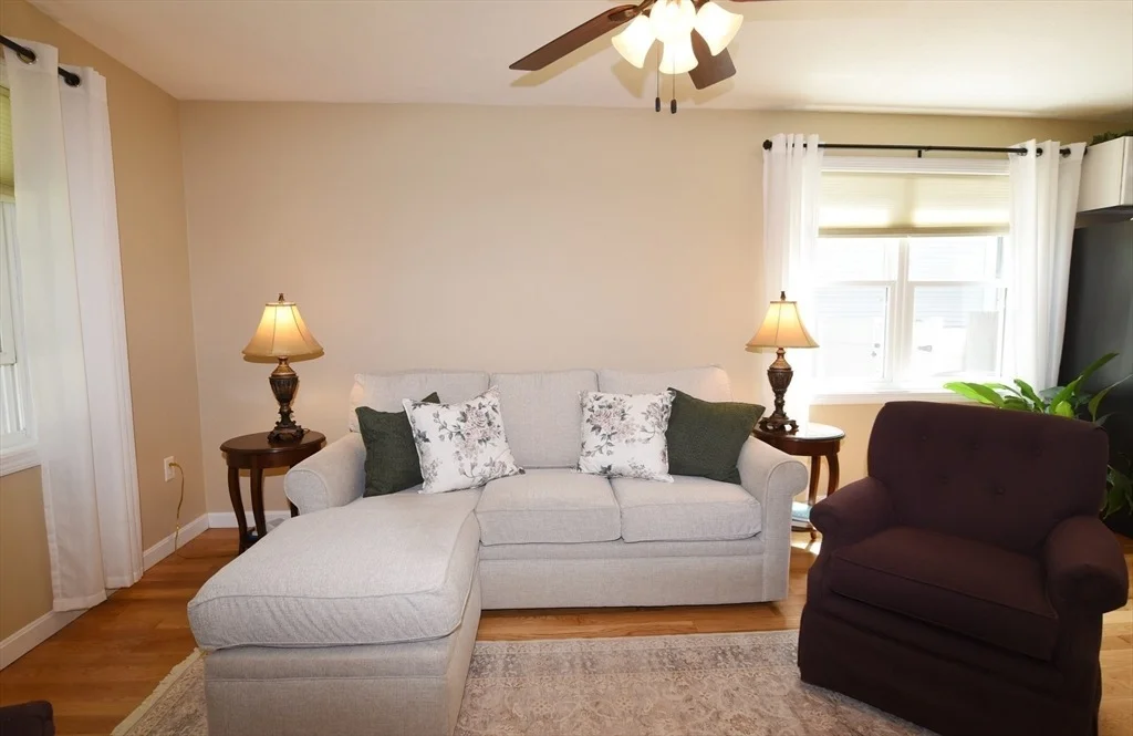 Photo of 34 Thirteenth Ave
