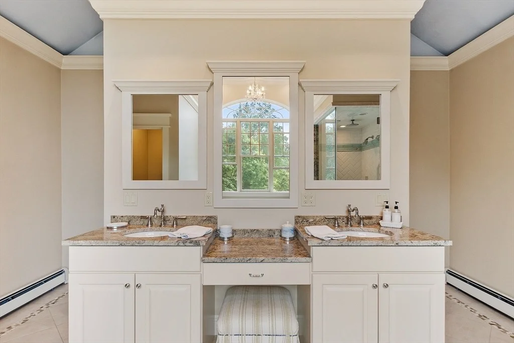 Photo of 9 Sequoia Dr