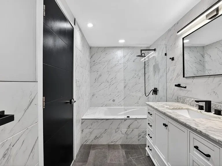 Photo of 23 Cove Rd