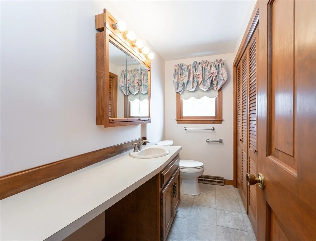 Photo of 28 Bridle Path Rd