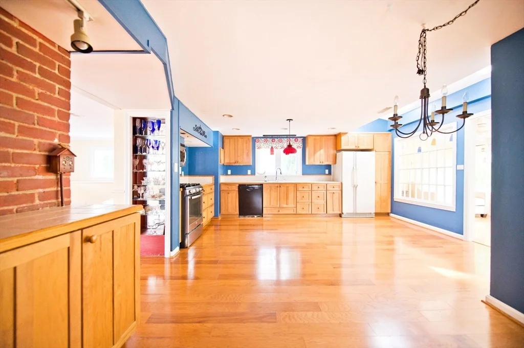 Photo of 38 Kimball Beach Rd