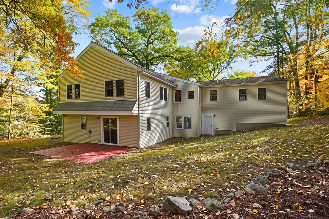 Photo of 17 Pathwood Ave