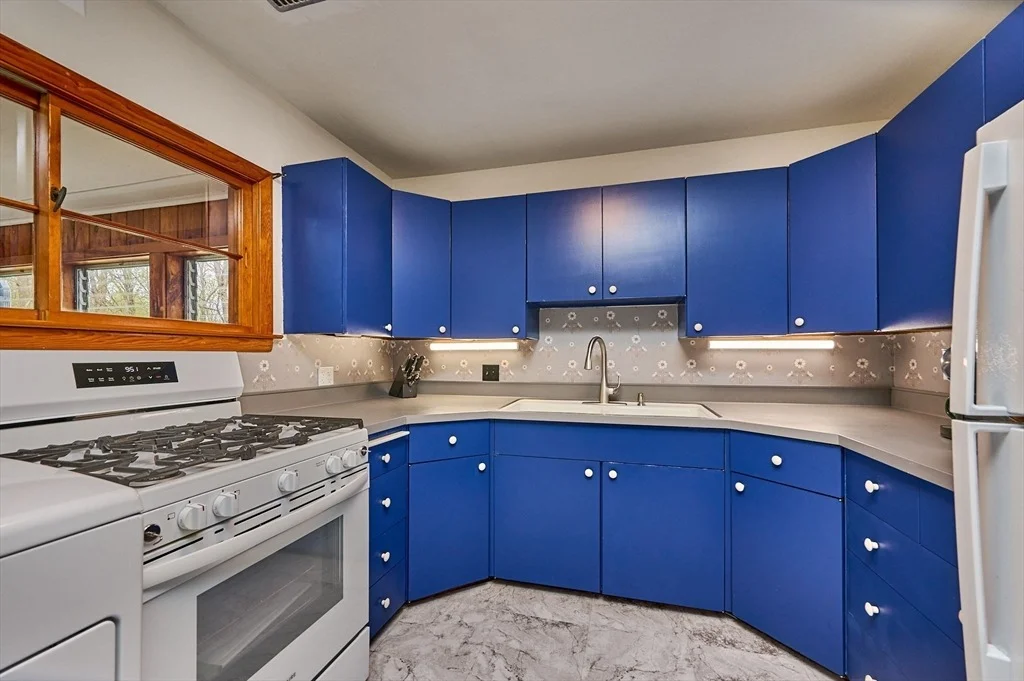 Photo of 56 Oak St