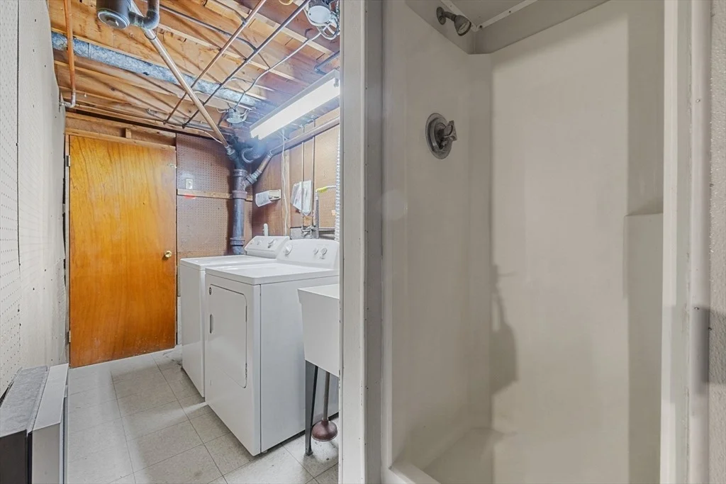 Photo of 5 Colonial Rd