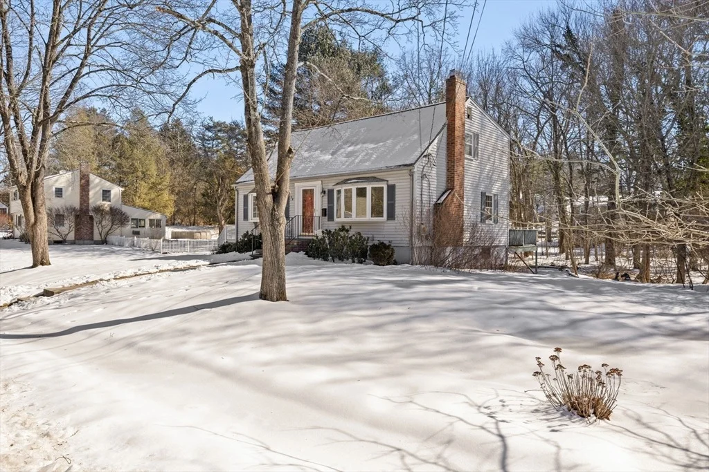 Photo of 39 Macdonald Cir