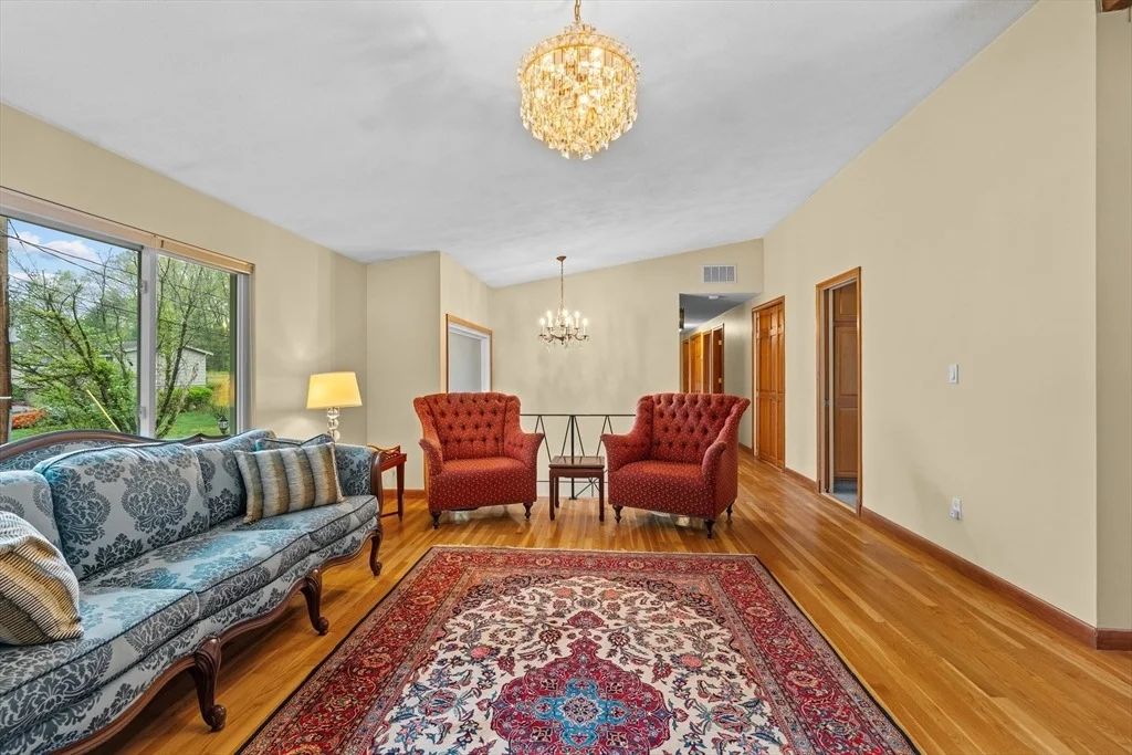 Photo of 17 Thomas Drive