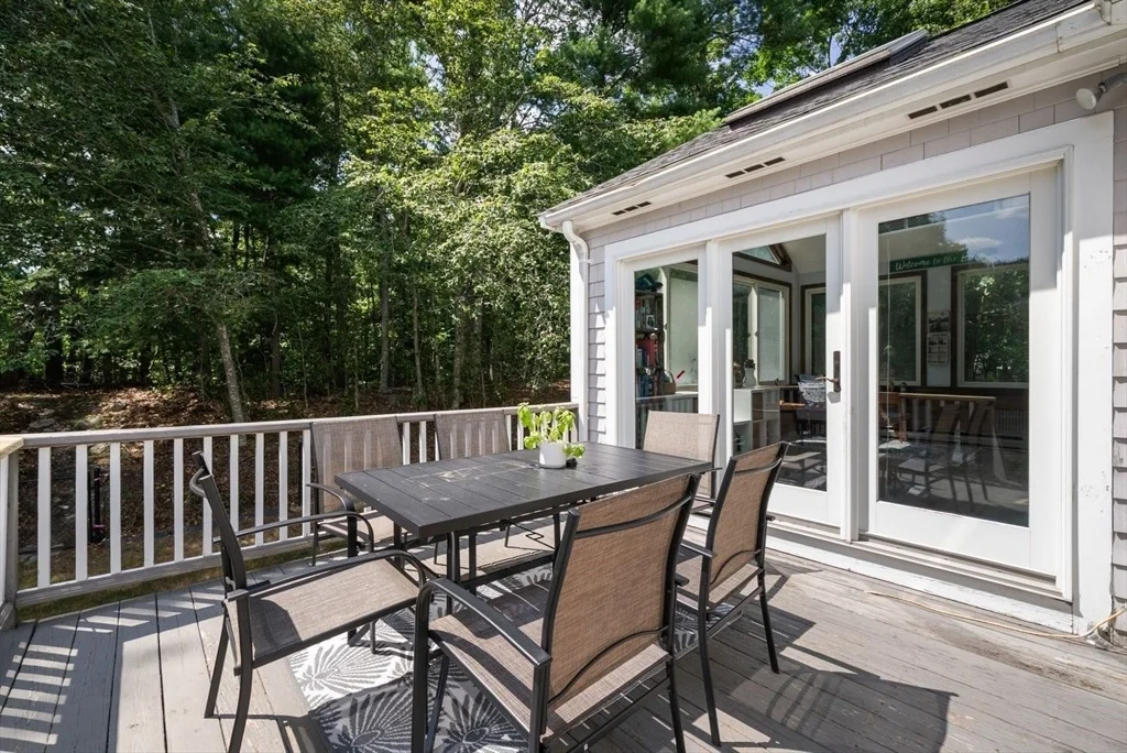 Photo of 86 Maplewood Dr