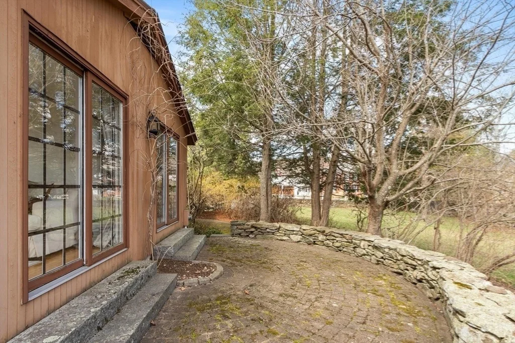 Photo of 243 Concord Road