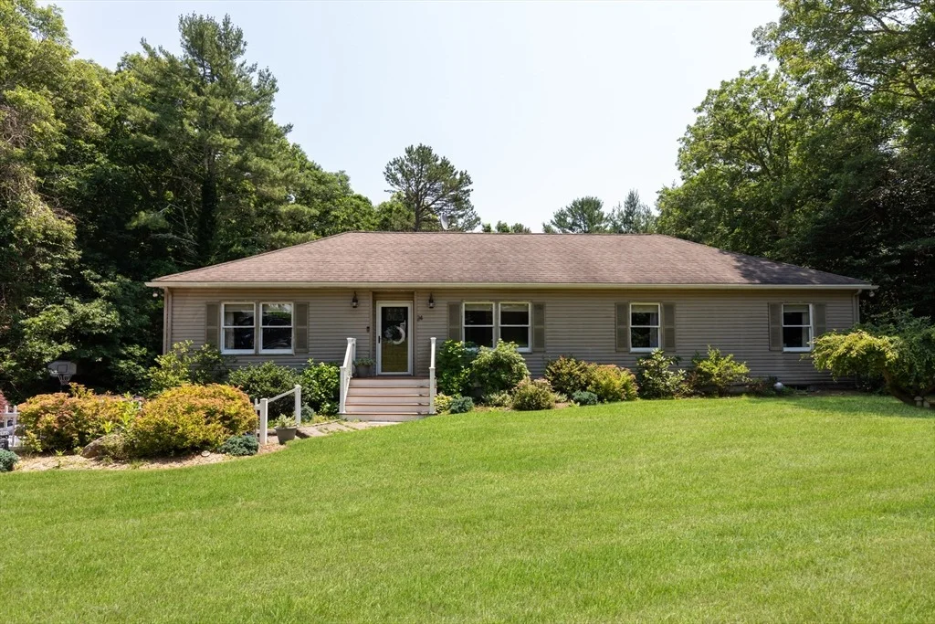 Photo of 24 Moon Compass Ln
