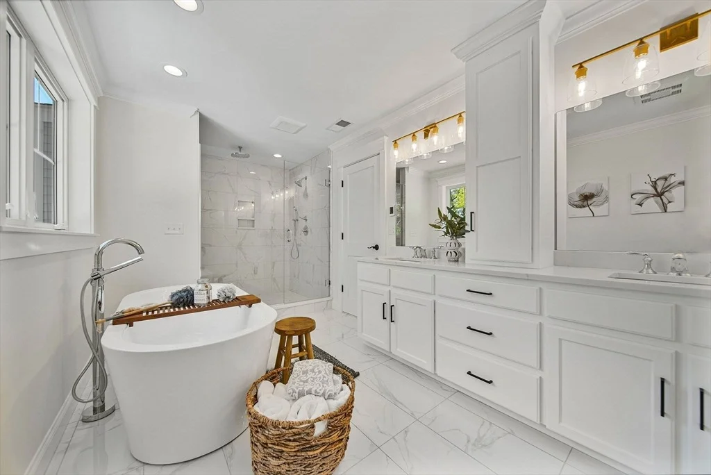 Photo of 120 Lawton Road