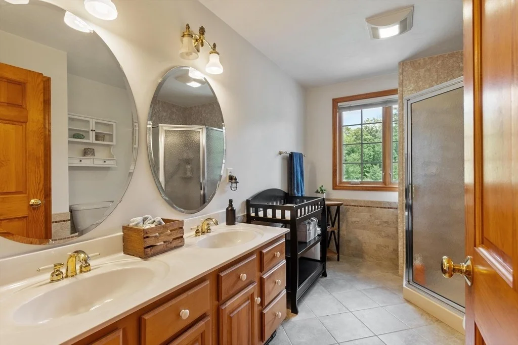 Photo of 61 Newcomb Rd