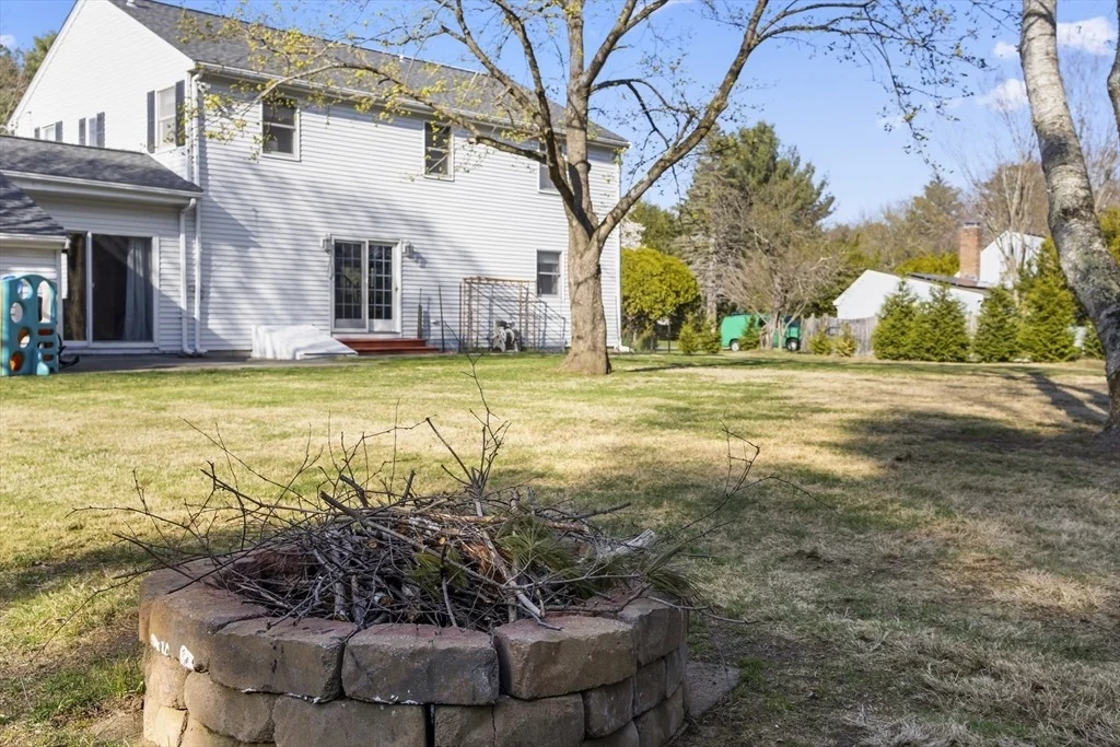 Photo of 17 Wagonwheel Rd