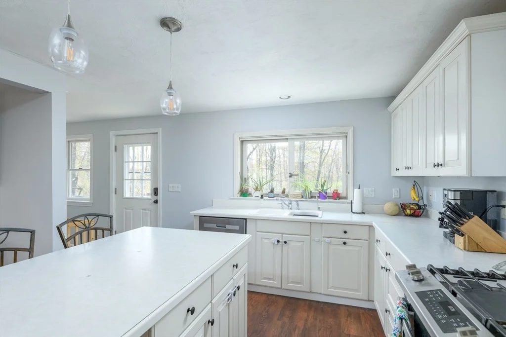Photo of 42 Maple Ave