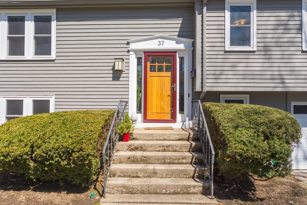 Photo of 37 Rivard Rd