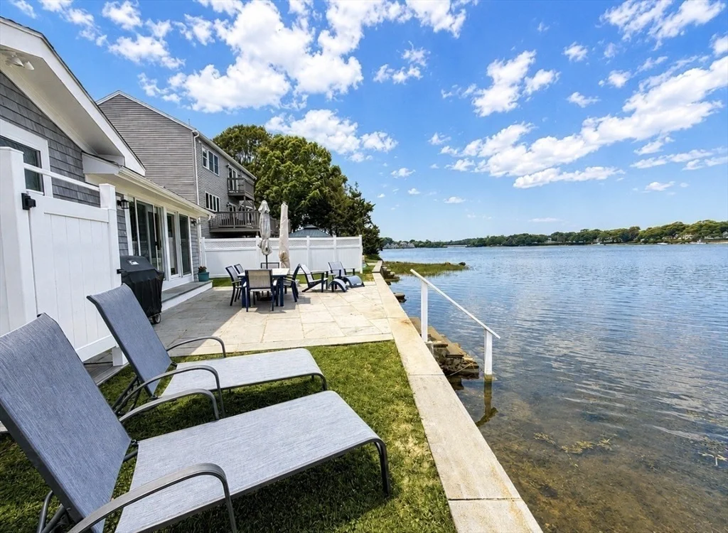 Photo of 24 Cove St
