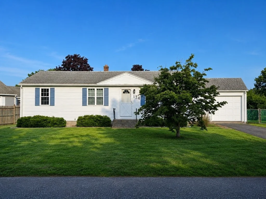 Photo of 134 Bridle Path Cir