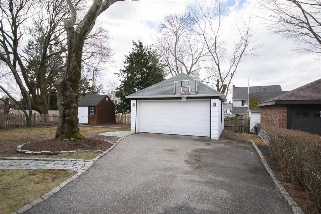 Photo of 403 Common St.