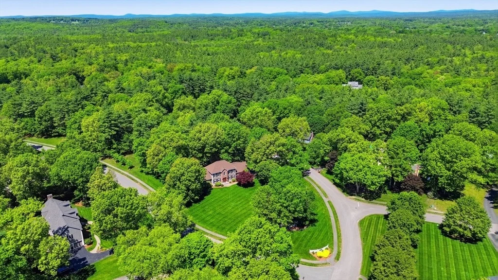 Photo of 4 Overlook Dr