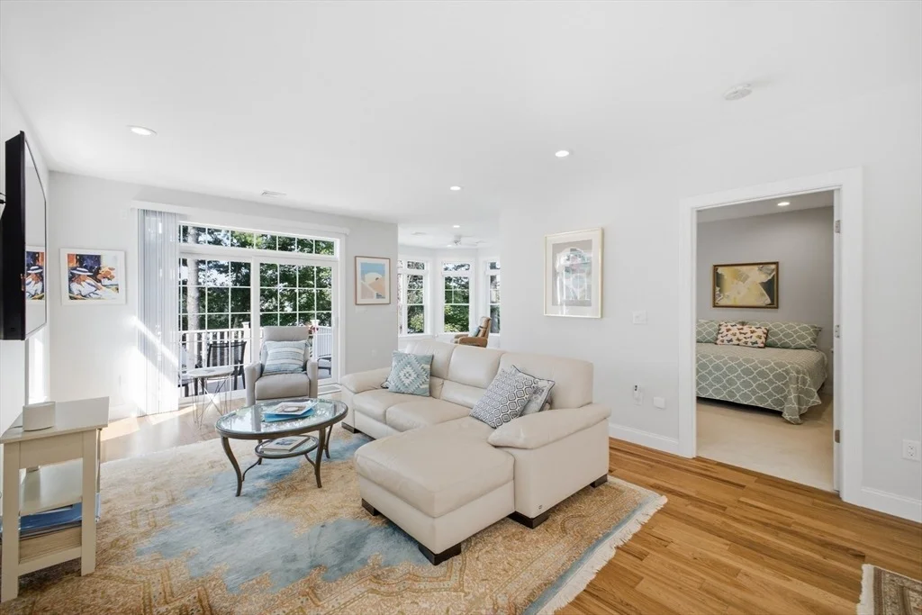 Photo of 24 Laurelwood Dr