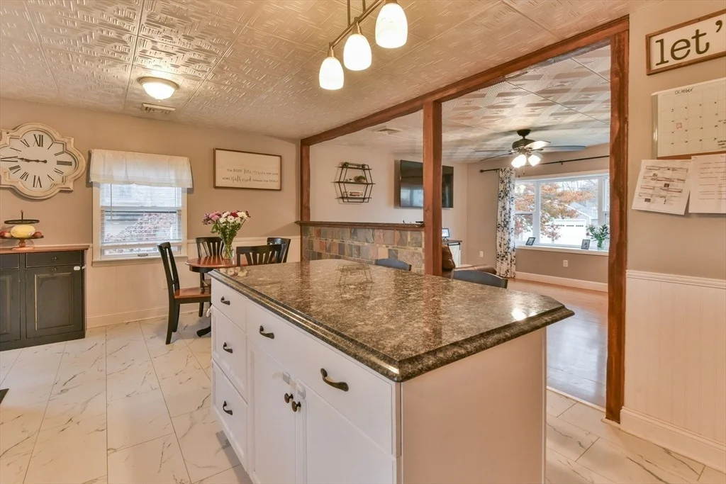 Photo of 120 Lakeside Ave