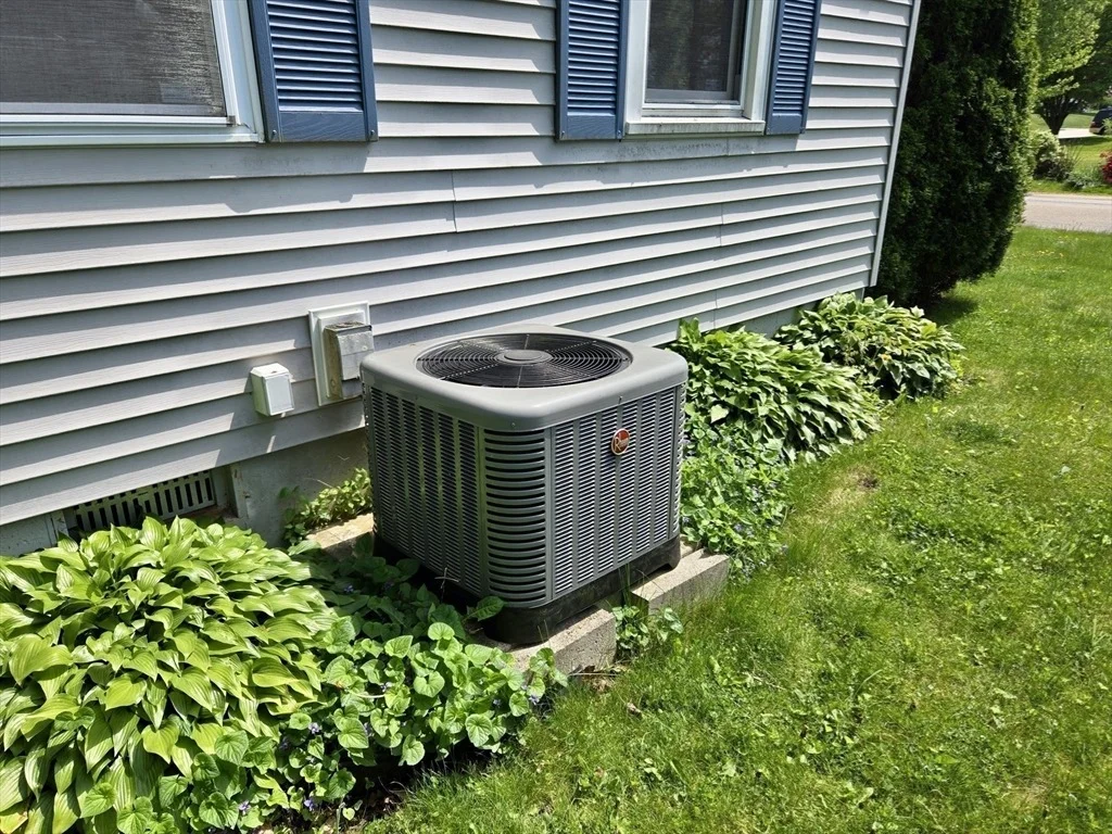 Photo of 17 Cedar St