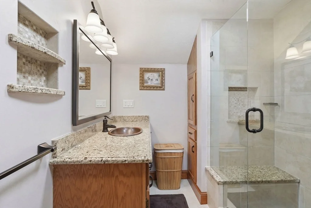 Photo of 37 Fairchild Dr